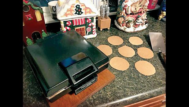 Special photo. The short-order Chef by Rival produces four cookies at a time. It’s a great improvement over the original Lukken Yzer.