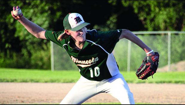 By Byron Higgin, Mascot Sports Editor Henry Pesch displayed his underarm style as he shut out Appleton.