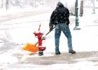 The sidewalk at Bank of the West was cleaned.